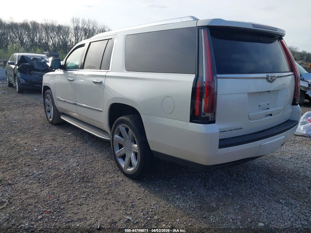 Aukcja sprzedaży 2015 Cadillac Escalade Esv Luxury, vin: 1GYS4SKJ1FR728584, numer aukcji: 44786871