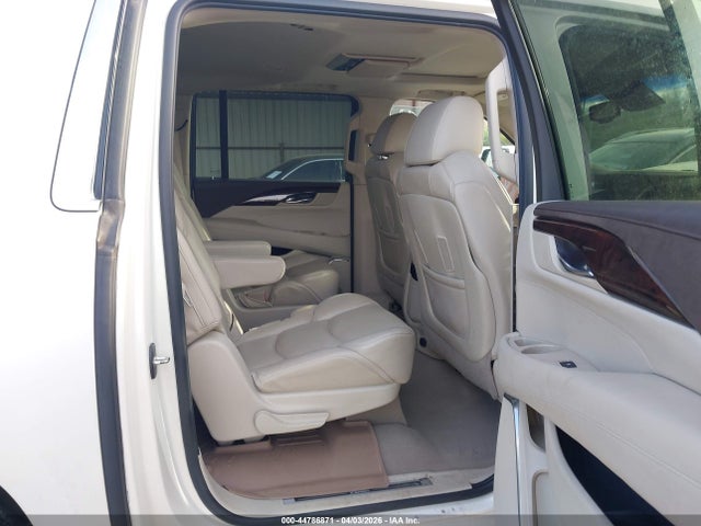 Aukcja sprzedaży 2015 Cadillac Escalade Esv Luxury, vin: 1GYS4SKJ1FR728584, numer aukcji: 44786871