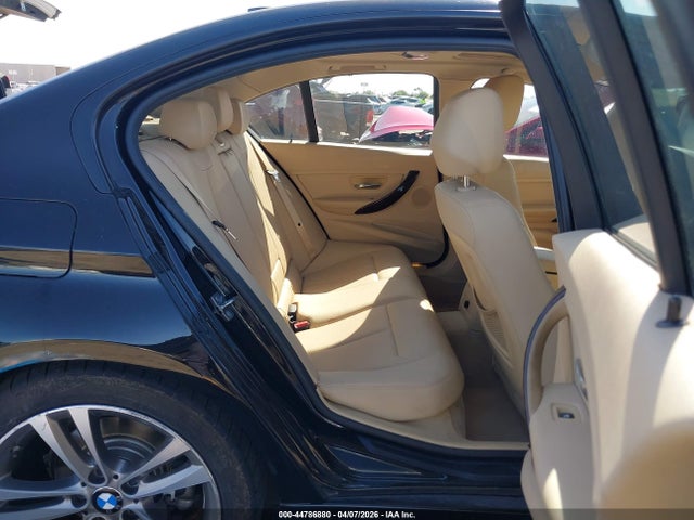 WBA3C1C52EK105410 BMW 328I