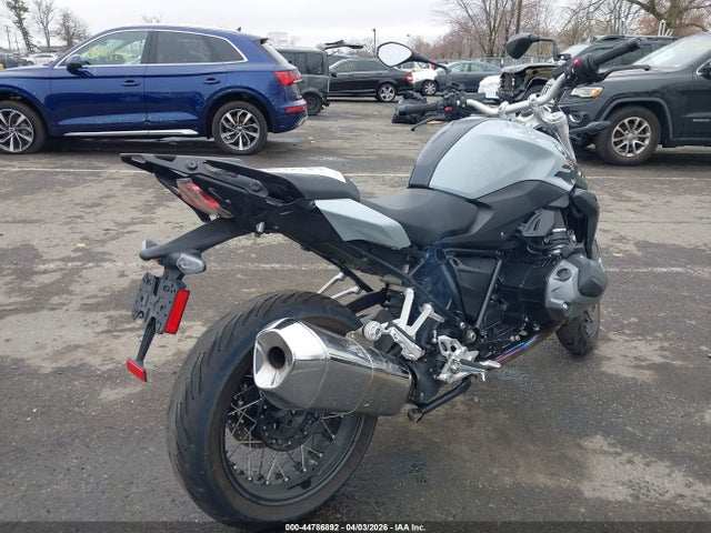 Продаж на аукціоні авто 2023 Bmw R 1250 R, vin: WB10M7301P6H76167, номер лоту: 44786892