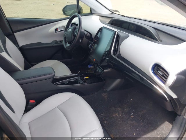 JTDKARFU9K3077097 Toyota Prius Limited