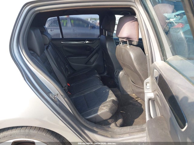 44786925 :رقم المزاد ، WVWHV7AJ3BW222570 vin ، 2011 Volkswagen Gti 4-door Autobahn مزاد بيع
