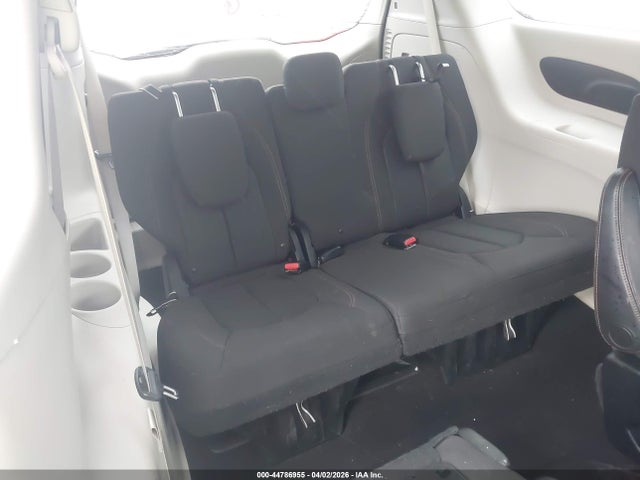 2018 Chrysler Pacifica Touring მანქანა იყიდება აუქციონზე, vin: 2C4RC1DG1JR173903, აუქციონის ნომერი: 44786955