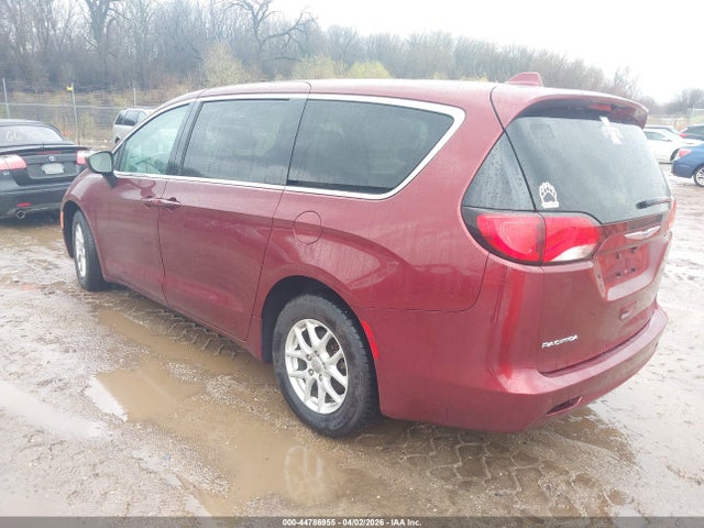 2018 CHRYSLER PACIFICA 2C4RC1DG1JR173903 Photo 2