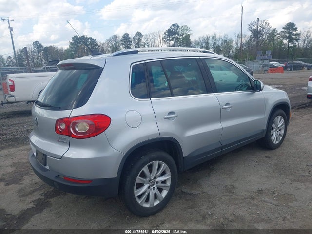 2009 Volkswagen Tiguan Se მანქანა იყიდება აუქციონზე, vin: WVGBV75N69W525349, აუქციონის ნომერი: 44786961