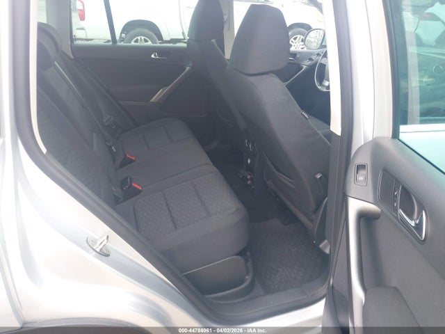 2009 Volkswagen Tiguan Se მანქანა იყიდება აუქციონზე, vin: WVGBV75N69W525349, აუქციონის ნომერი: 44786961