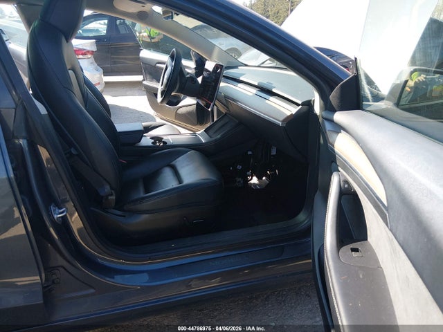 Продажа на аукционе авто 2023 Tesla Model 3 Rear-wheel Drive, vin: 5YJ3E1EA4PF644490, номер лота: 44786975