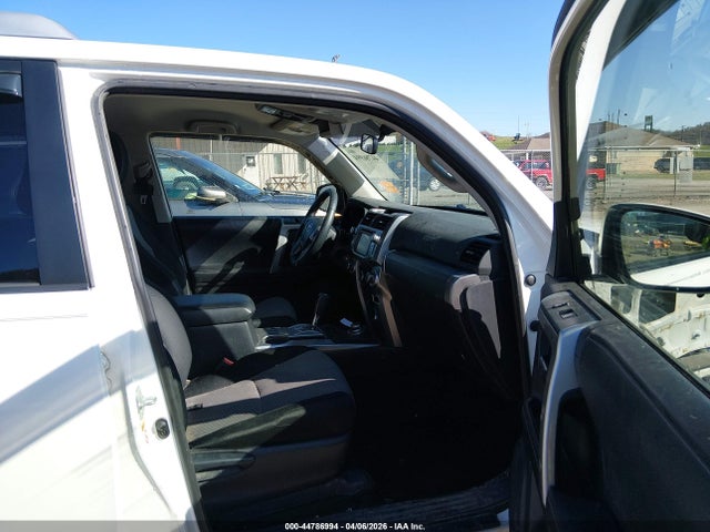 Aukcja sprzedaży 2017 Toyota 4runner Sr5, vin: JTEBU5JR9H5469153, numer aukcji: 44786994