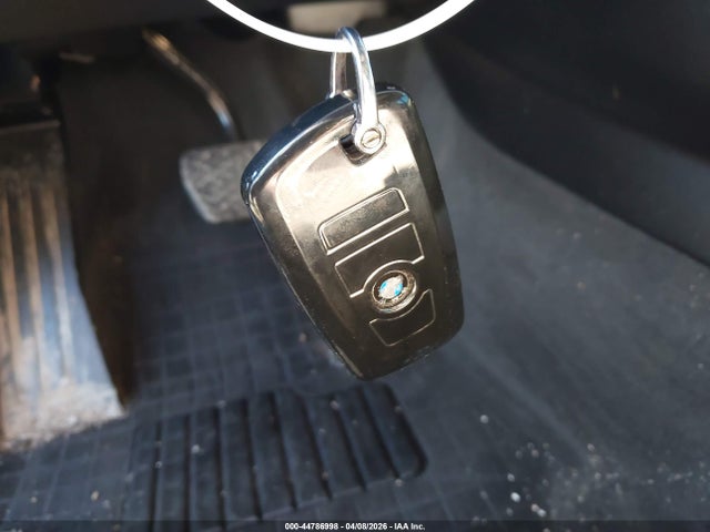 44786998 :رقم المزاد ، 5UXWZ7C39H0V94077 vin ، 2017 Bmw X3 Sdrive28i مزاد بيع