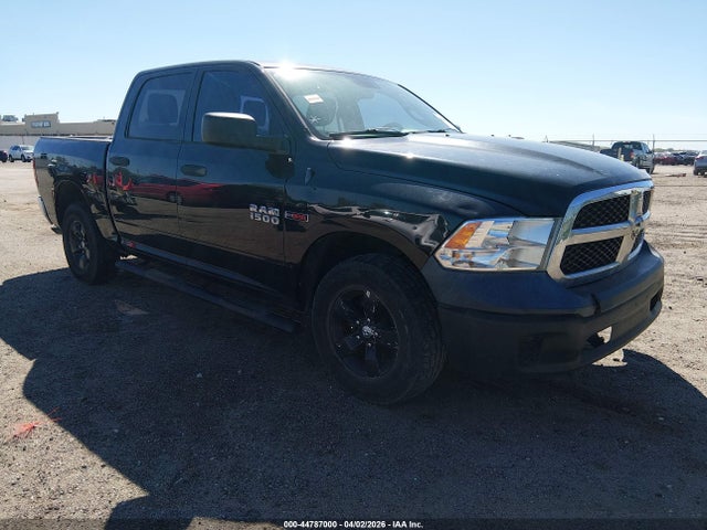 2015 RAM 1500 1C6RR7KMXFS586944