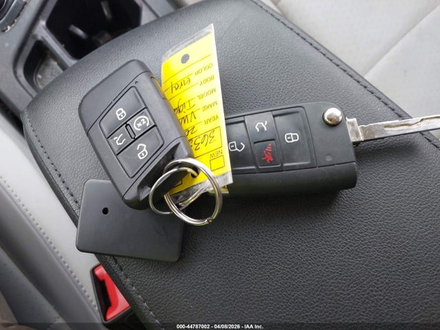 Aukcja sprzedaży 2018 Volkswagen Tiguan, vin: 3VV2B7AX6JM191785, numer aukcji: 44787002