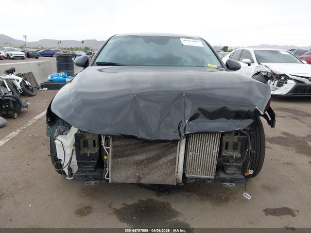 5XXG14J26NG135704 KIA K5 LXS