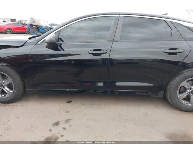 5XXG14J26NG135704 KIA K5 LXS
