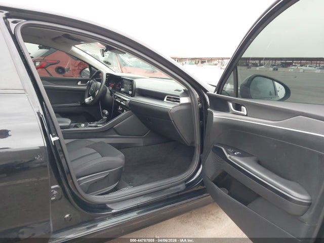 5XXG14J26NG135704 KIA K5 LXS