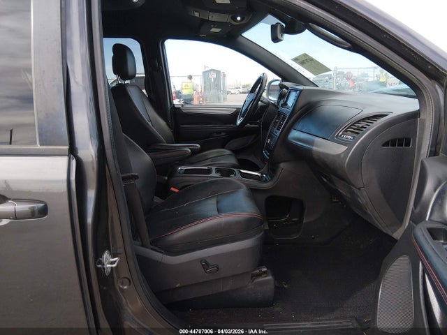 2019 Dodge Grand Caravan Gt მანქანა იყიდება აუქციონზე, vin: 2C4RDGEG5KR671652, აუქციონის ნომერი: 44787006