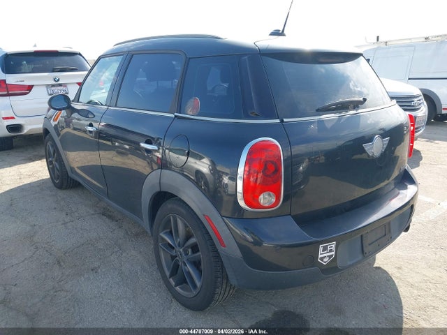 2011 MINI COOPER COUNTRYMAN WMWZB3C53BWH94809 Photo 2