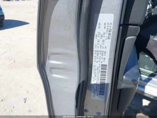 1C4RJFJG8JC389649 Jeep Grand Cherokee Summit 4x4