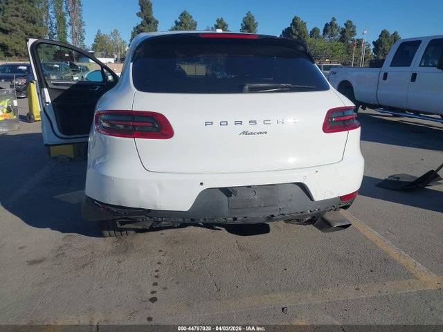 WP1AA2A56JLB12985 Porsche Macan Sport Edition