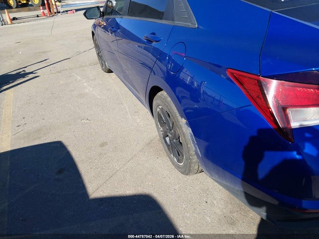 5NPLM4AG8MH009591 Hyundai ELANTRA SEL