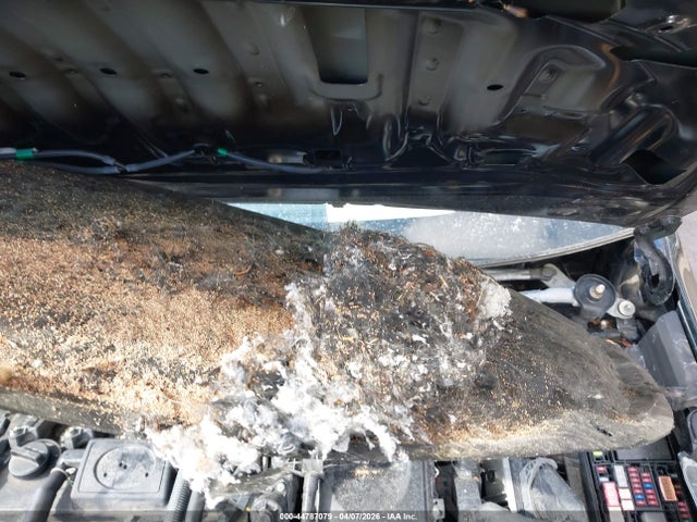 JTDL9RFU7L3016913 Toyota Prius Le Awd-e