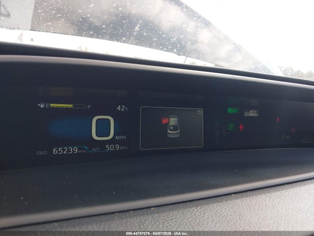 JTDL9RFU7L3016913 Toyota Prius Le Awd-e