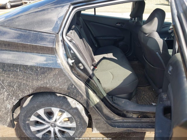 JTDL9RFU7L3016913 Toyota Prius Le Awd-e