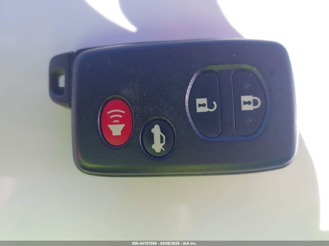 44787088 :رقم المزاد ، 2T3YL4DV6EW002894 vin ، 2014 Toyota Rav4 Ev مزاد بيع