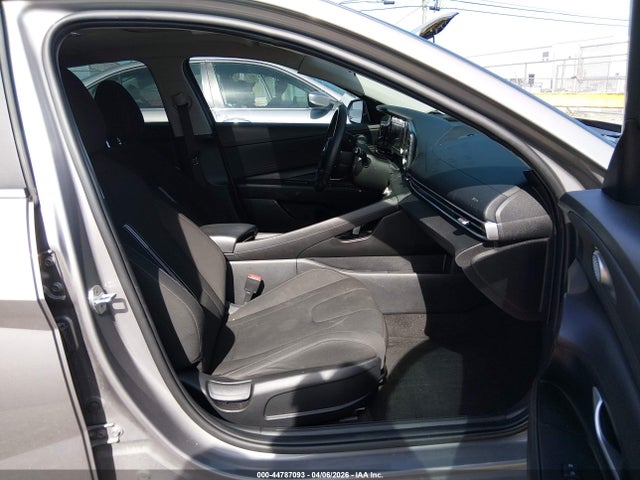KMHLN4AG2MU179962 Hyundai ELANTRA SEL