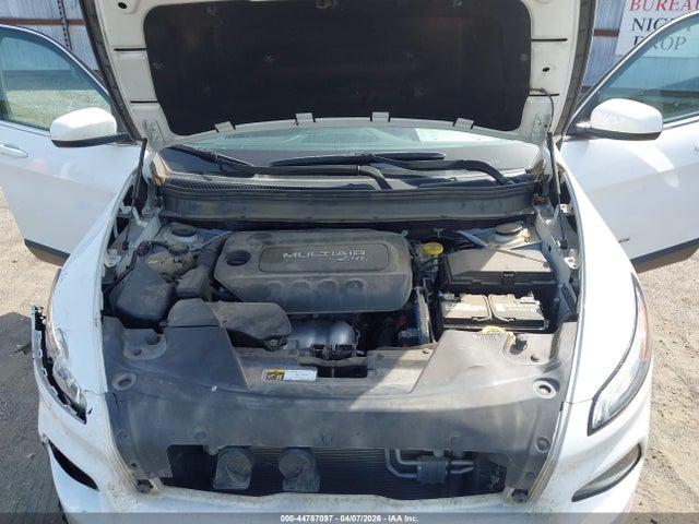 Продажа на аукционе авто 2018 Jeep Cherokee Latitude Plus Fwd, vin: 1C4PJLLB8JD540099, номер лота: 44787097