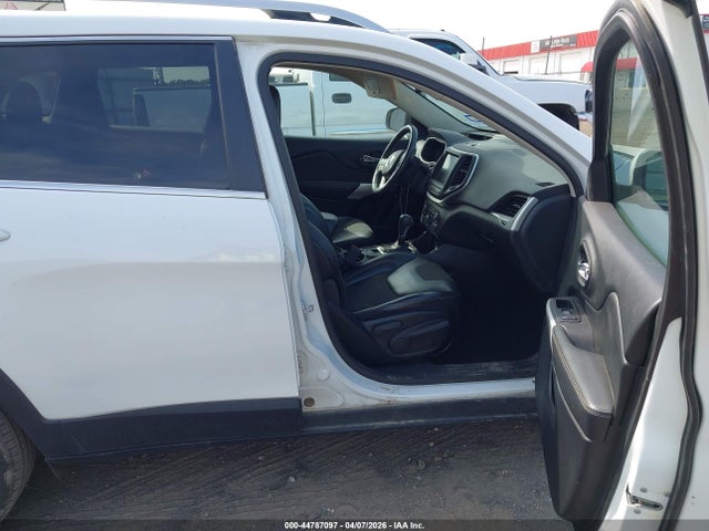Продажа на аукционе авто 2018 Jeep Cherokee Latitude Plus Fwd, vin: 1C4PJLLB8JD540099, номер лота: 44787097