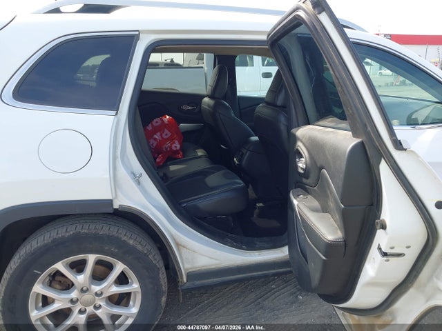 Продажа на аукционе авто 2018 Jeep Cherokee Latitude Plus Fwd, vin: 1C4PJLLB8JD540099, номер лота: 44787097