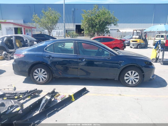 Toyota Camry Le Hybrid 2021 4T1C31AK2MU551325 Image 14