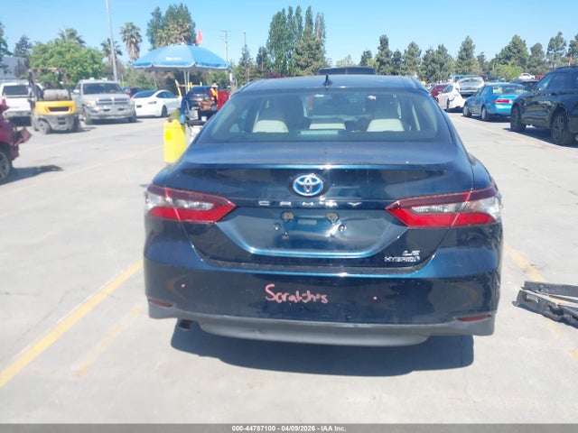Toyota Camry Le Hybrid 2021 4T1C31AK2MU551325 Image 17