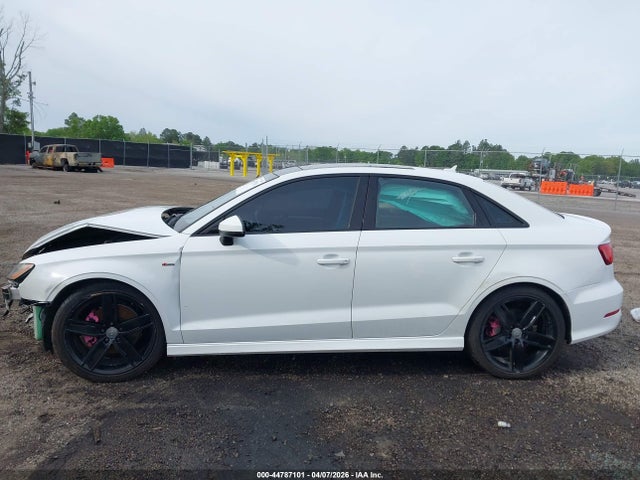 44787101 :رقم المزاد ، WAUA7GFF5G1112329 vin ، 2016 Audi A3 1.8t Premium مزاد بيع