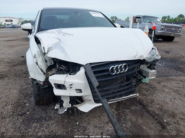 44787101 :رقم المزاد ، WAUA7GFF5G1112329 vin ، 2016 Audi A3 1.8t Premium مزاد بيع