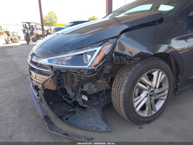 5NPD84LF2LH561082 Hyundai ELANTRA SEL