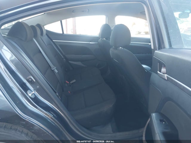 5NPD84LF2LH561082 Hyundai ELANTRA SEL