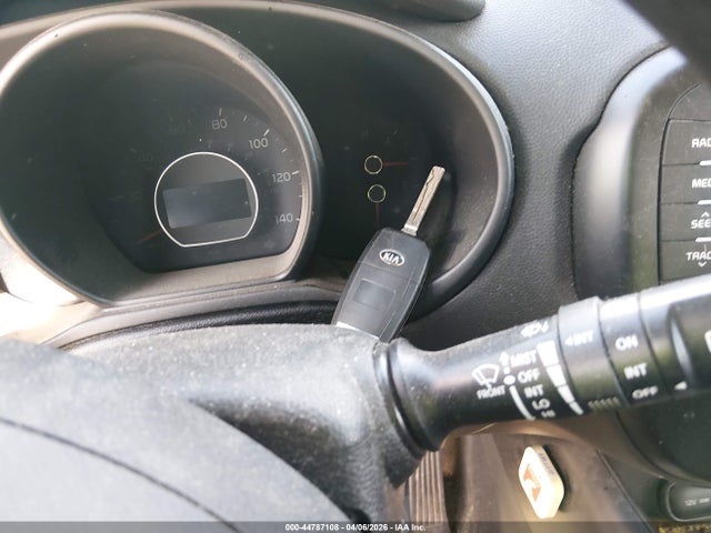 KIA SOUL + 2018 KNDJP3A55J7541002 Image 11