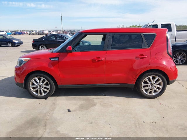 KIA SOUL + 2018 KNDJP3A55J7541002 Image 14