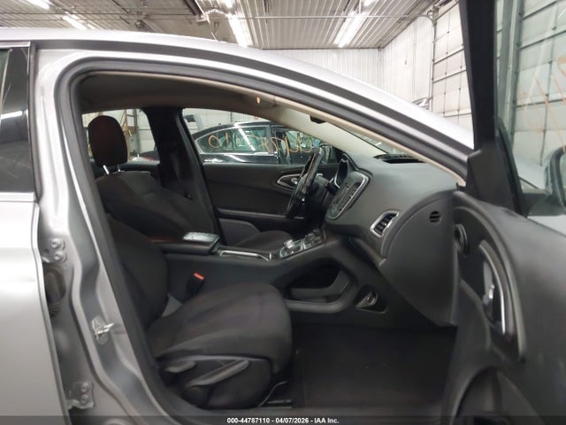 2015 Chrysler 200 Limited მანქანა იყიდება აუქციონზე, vin: 1C3CCCAB8FN503801, აუქციონის ნომერი: 44787110