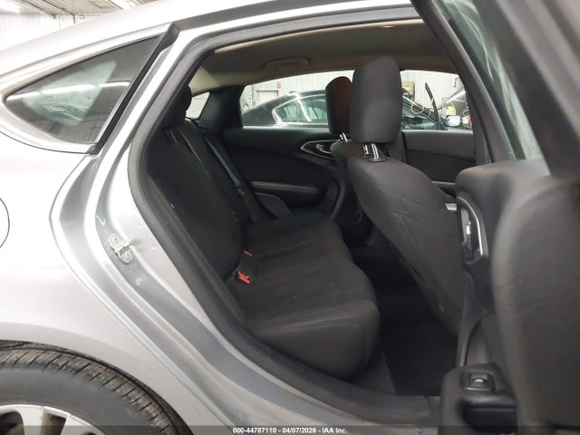2015 Chrysler 200 Limited მანქანა იყიდება აუქციონზე, vin: 1C3CCCAB8FN503801, აუქციონის ნომერი: 44787110