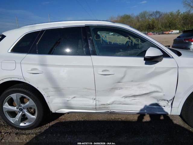 Продажа на аукционе авто 2021 Audi Q5 Premium Plus 45 Tfsi Quattro S Tronic, vin: WA1BAAFY9M2082274, номер лота: 44787119