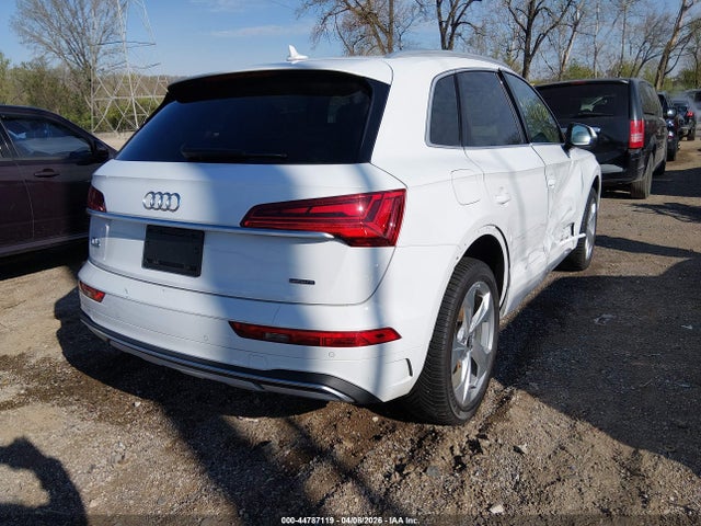Продажа на аукционе авто 2021 Audi Q5 Premium Plus 45 Tfsi Quattro S Tronic, vin: WA1BAAFY9M2082274, номер лота: 44787119