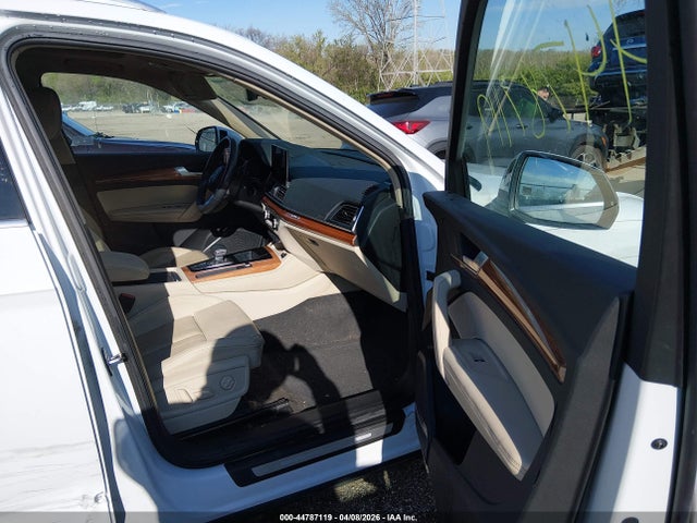 Продажа на аукционе авто 2021 Audi Q5 Premium Plus 45 Tfsi Quattro S Tronic, vin: WA1BAAFY9M2082274, номер лота: 44787119