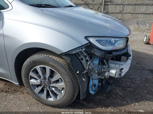 2021 Chrysler Pacifica Hybrid Touring L მანქანა იყიდება აუქციონზე, vin: 2C4RC1L72MR580893, აუქციონის ნომერი: 44787124