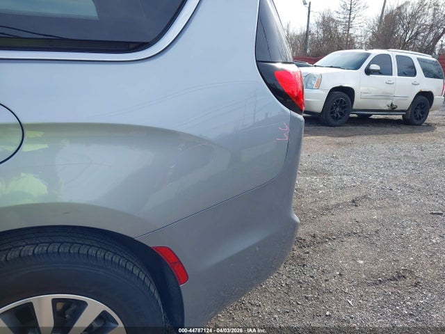 2021 Chrysler Pacifica Hybrid Touring L მანქანა იყიდება აუქციონზე, vin: 2C4RC1L72MR580893, აუქციონის ნომერი: 44787124