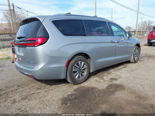 2021 Chrysler Pacifica Hybrid Touring L მანქანა იყიდება აუქციონზე, vin: 2C4RC1L72MR580893, აუქციონის ნომერი: 44787124