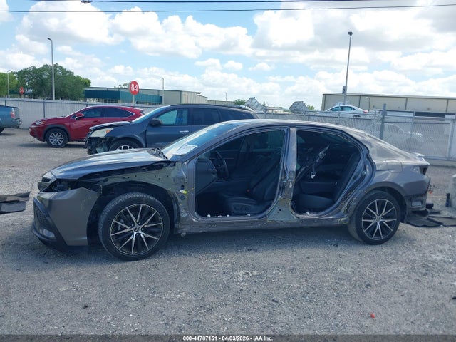 Aukcja sprzedaży 2021 Toyota Camry Se, vin: 4T1G11AK5MU594421, numer aukcji: 44787151