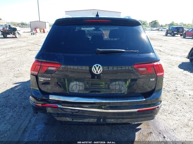 Продажа на аукционе авто 2018 Volkswagen Tiguan 2.0t Sel Premium, vin: 3VV5B7AX5JM180337, номер лота: 44787167