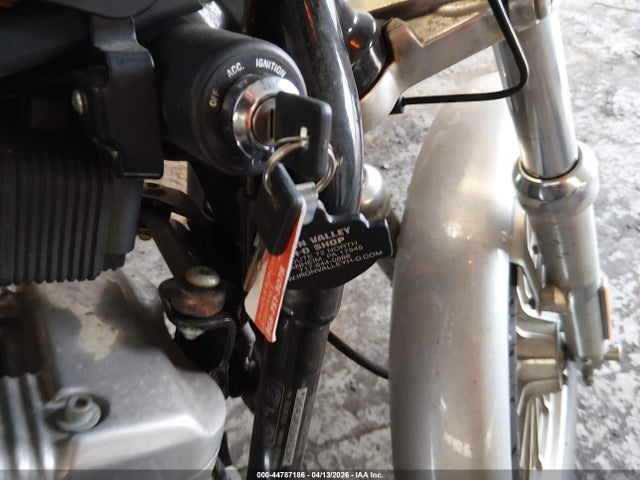 2005 HARLEY-DAVIDSON XL883 1HD4CAM185K432380 Photo 10